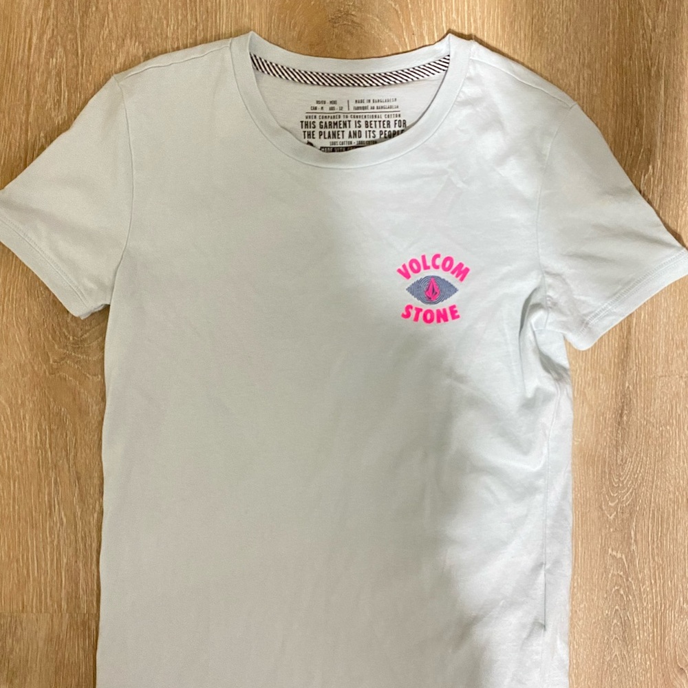 Volcom shirt